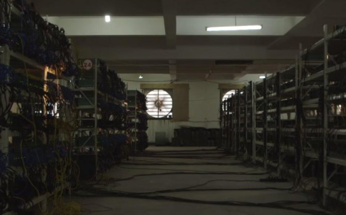 China s Powerful Bitcoin Miners Say Their Bandwidth Sucks